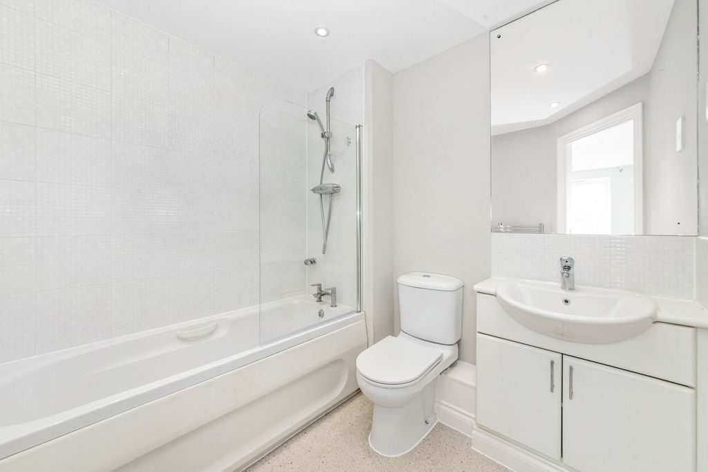 Property photo 3 of 10 Picture No. 09