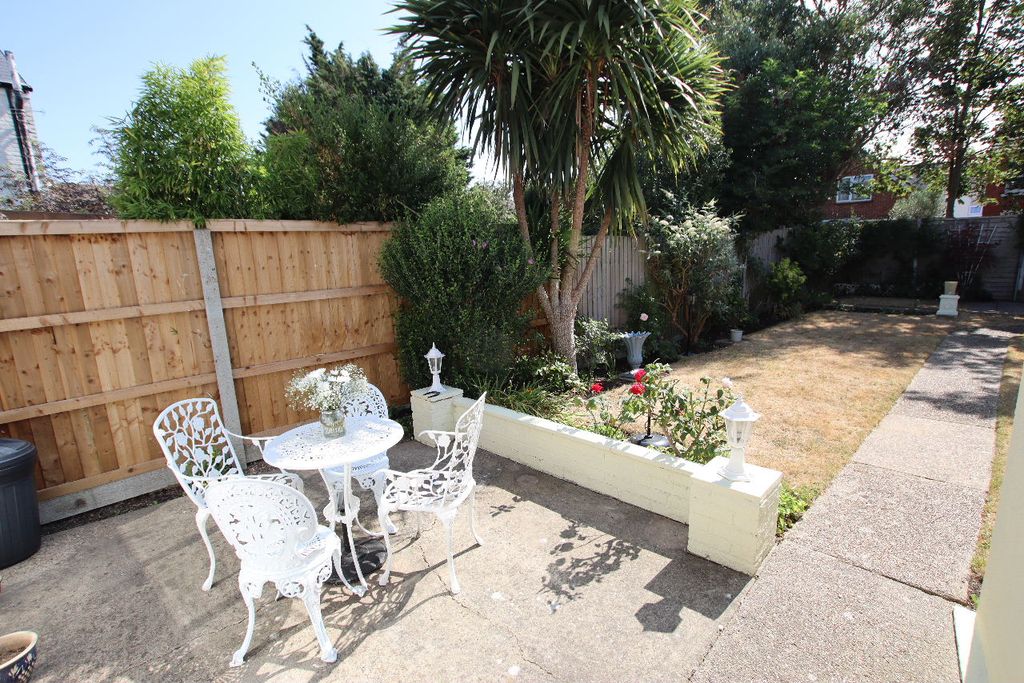 Property photo 2 of 23 Img 9489