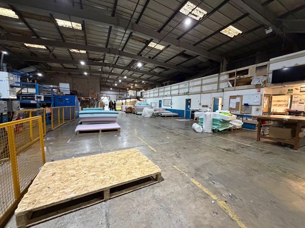 Property photo 2 of 11 4.Jpg