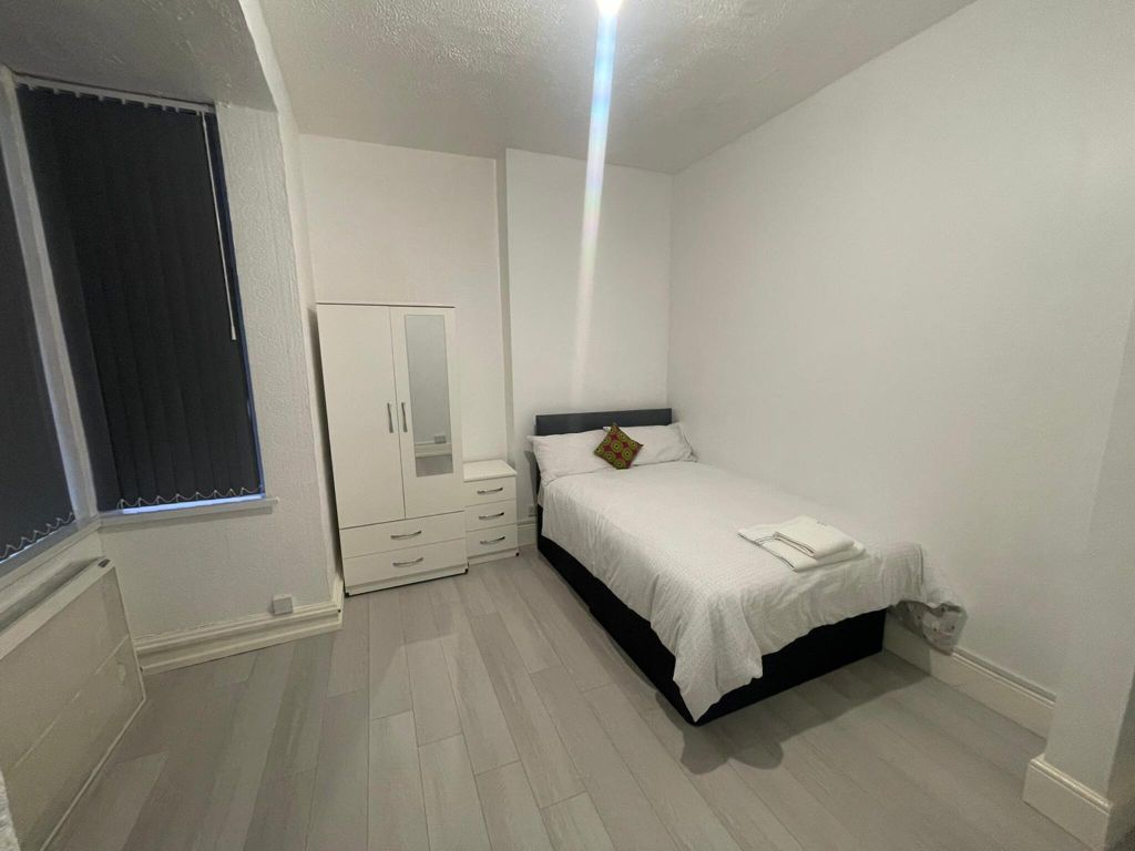 Property photo 1 of 61