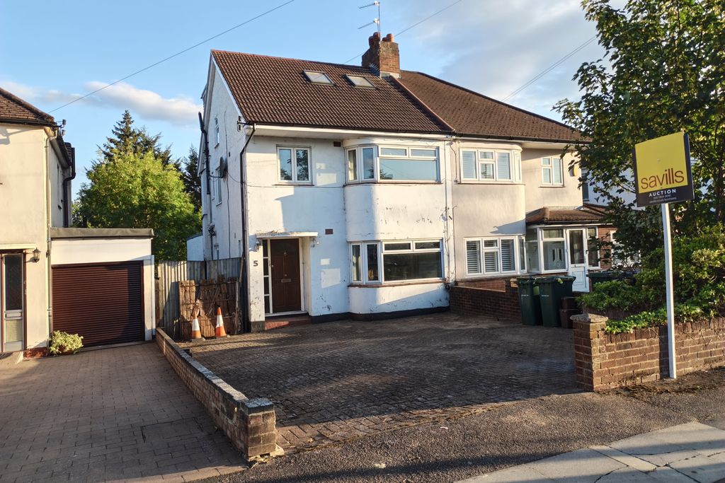 Property photo 2 of 2 5 Devonshire Road, Mill Hill, London, Nw7 1Ne
