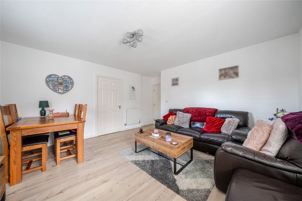 Property photo 3 of 20 Picture No. 09