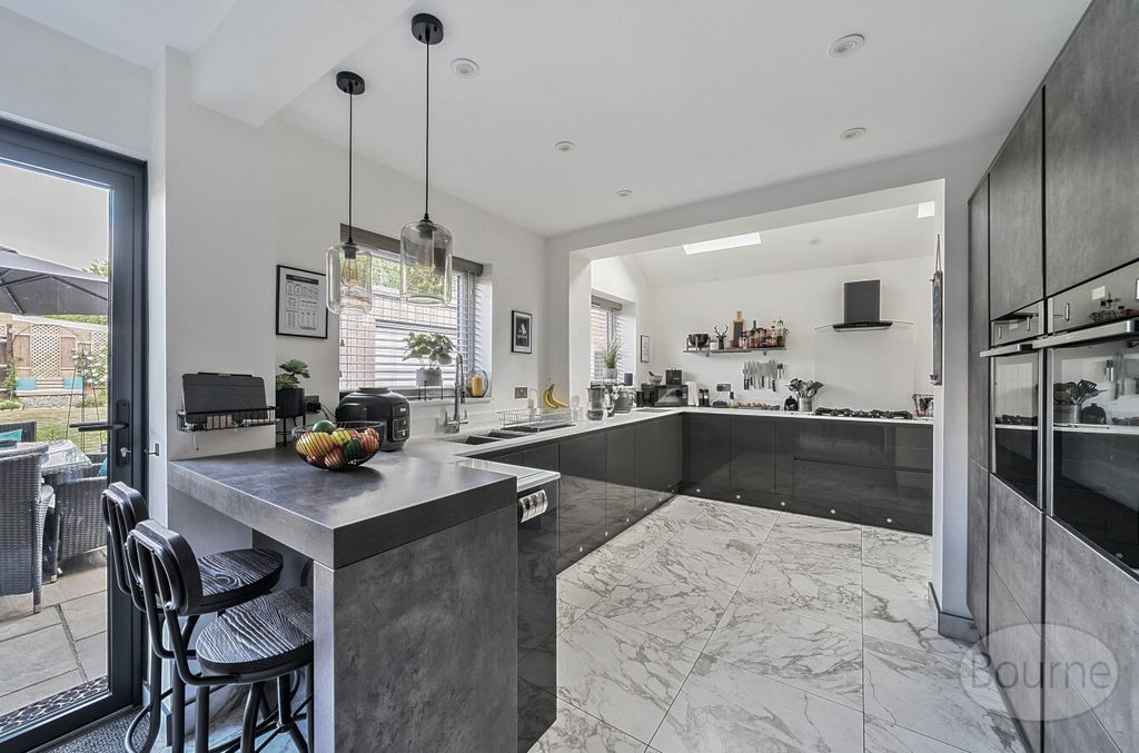 Property photo 2 of 20 1A43Ed0B-1944-46B...