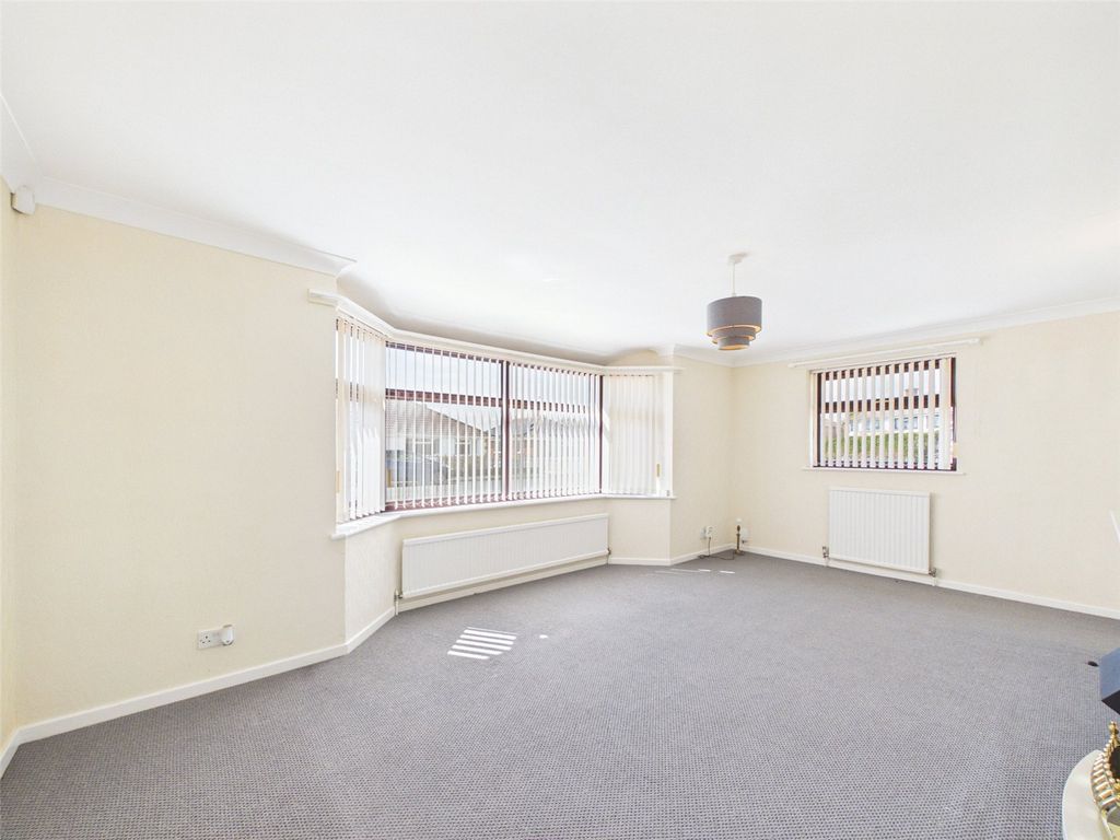 Property photo 2 of 14 Picture No. 15