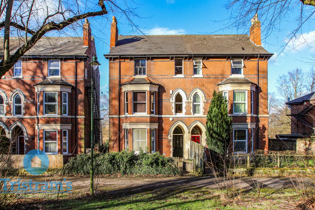 Property photo 1 of 13 Img_9013