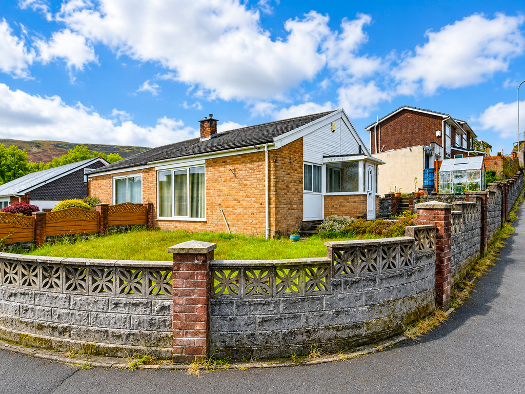 Property photo 1 of 15 40627260-EE2C-4Eaf-Ae4E-052063C502D0
