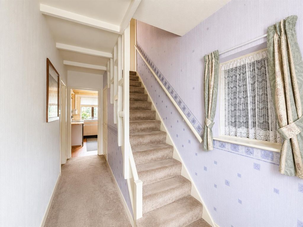 Property photo 3 of 15 Hall