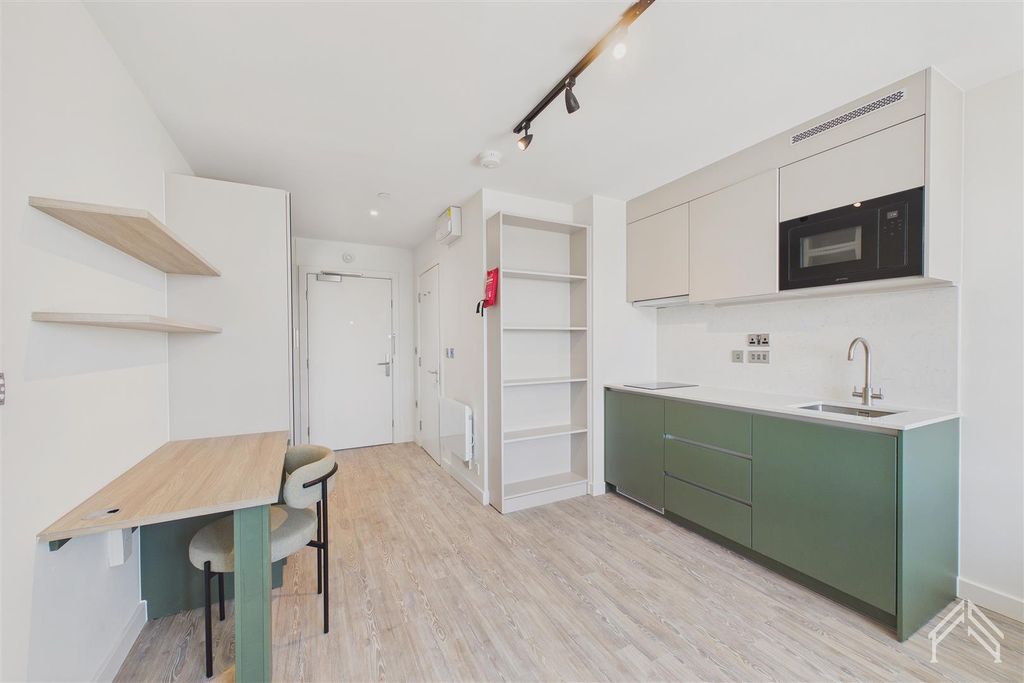 Property photo 2 of 21 2.Jpg