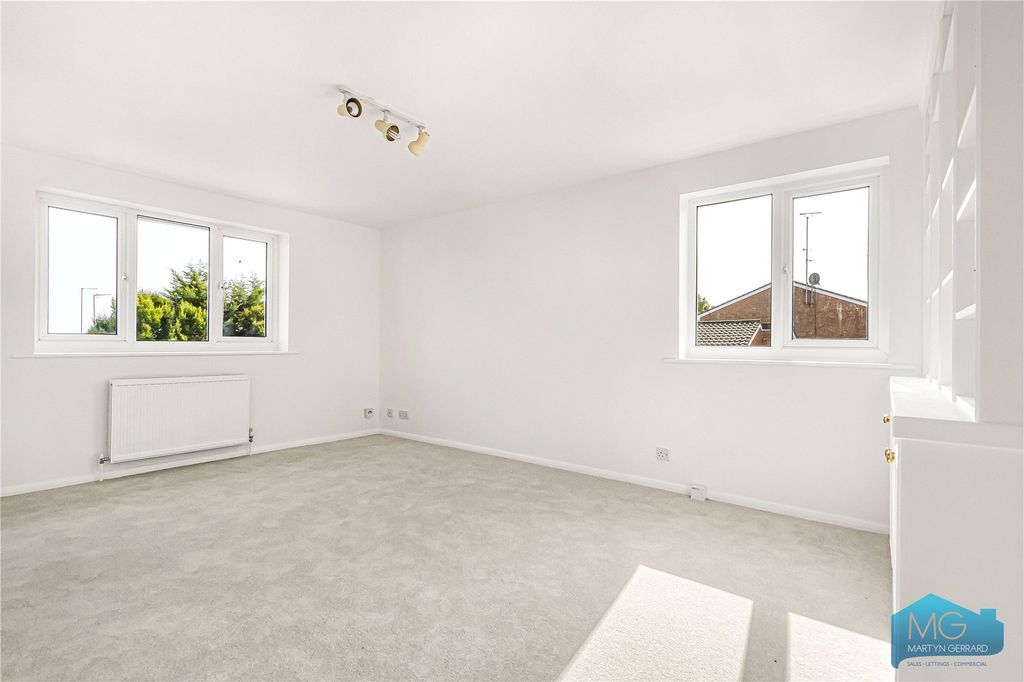 Property photo 1 of 13 Picture No. 15