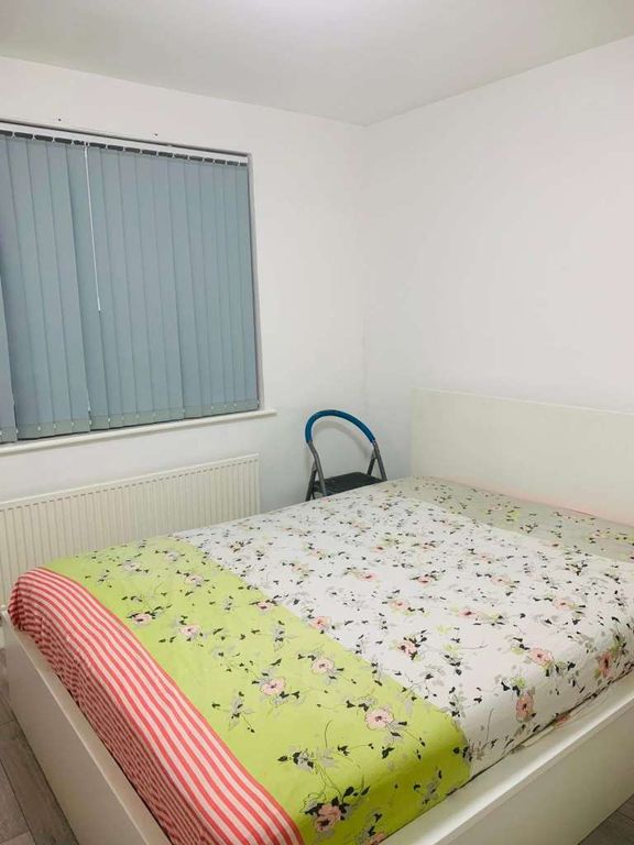 Property photo 1 of 2