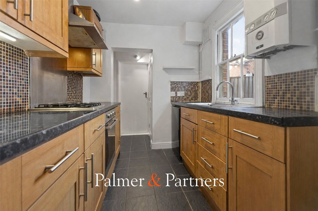 Property photo 2 of 13 Picture No. 11