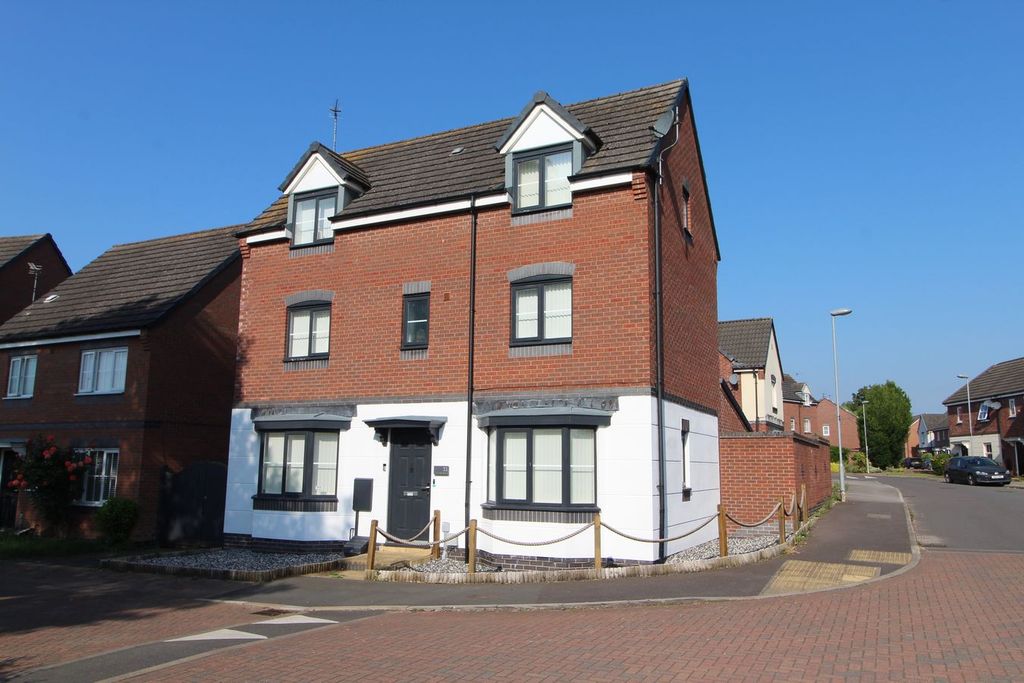 Property photo 1 of 30