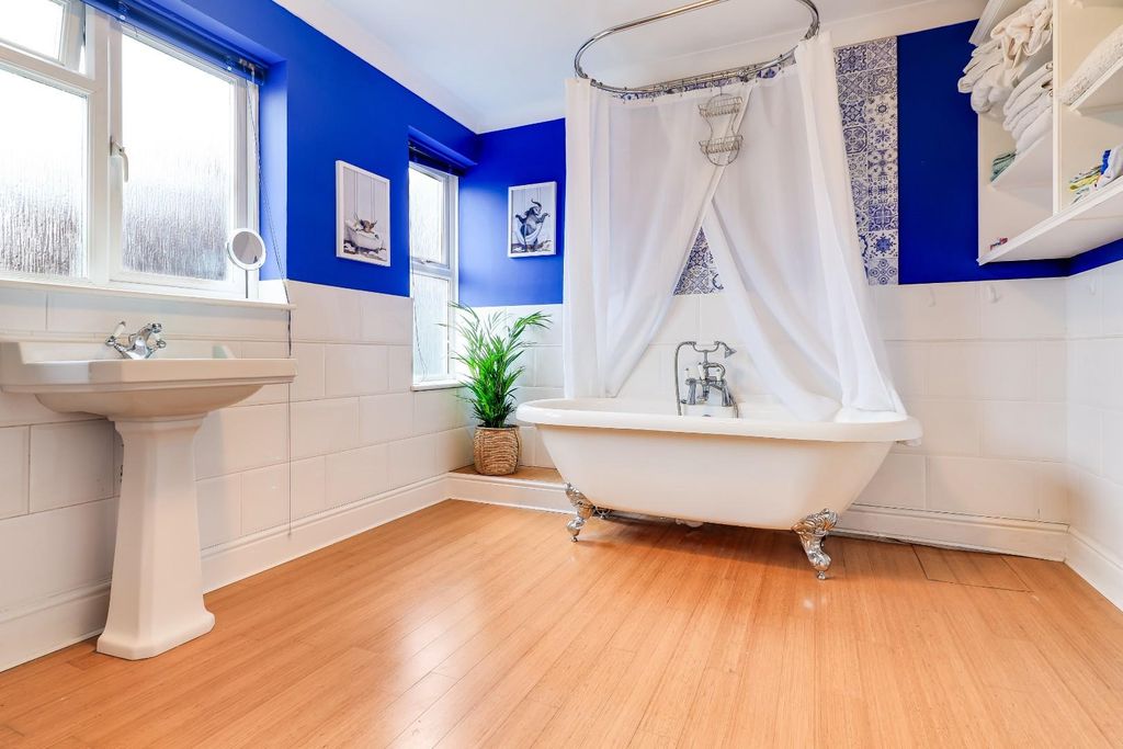 Property photo 3 of 30 Img (7) (1).Jpg