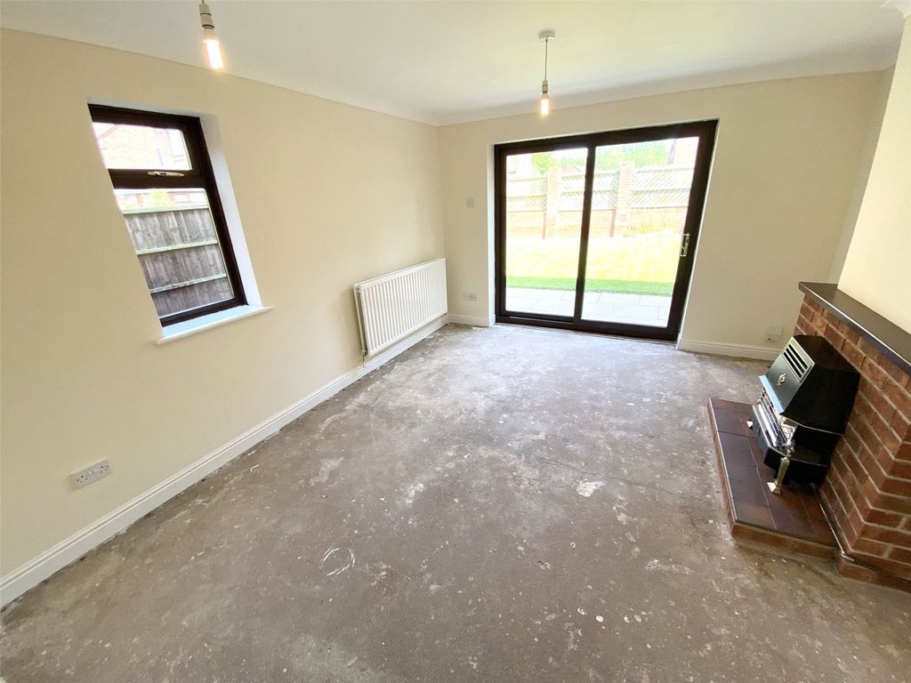 Property photo 3 of 16 Picture No. 07