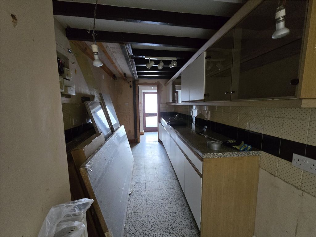 Property photo 2 of 22 Picture No. 25