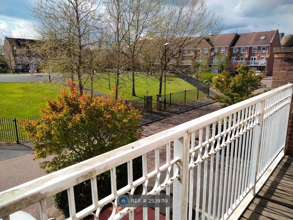 Property photo 3 of 20 Balcony