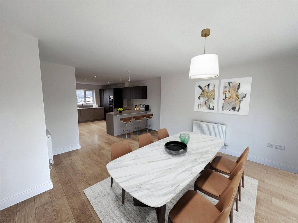 Property photo 3 of 6 Picture No. 10