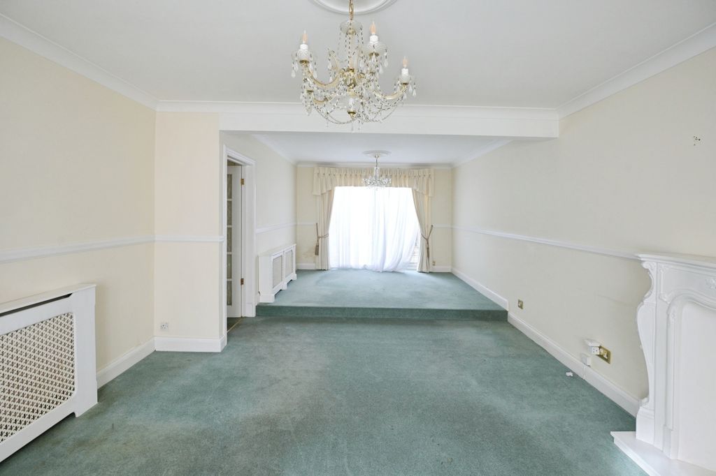 Property photo 3 of 13 Pbox-Img.Jpg