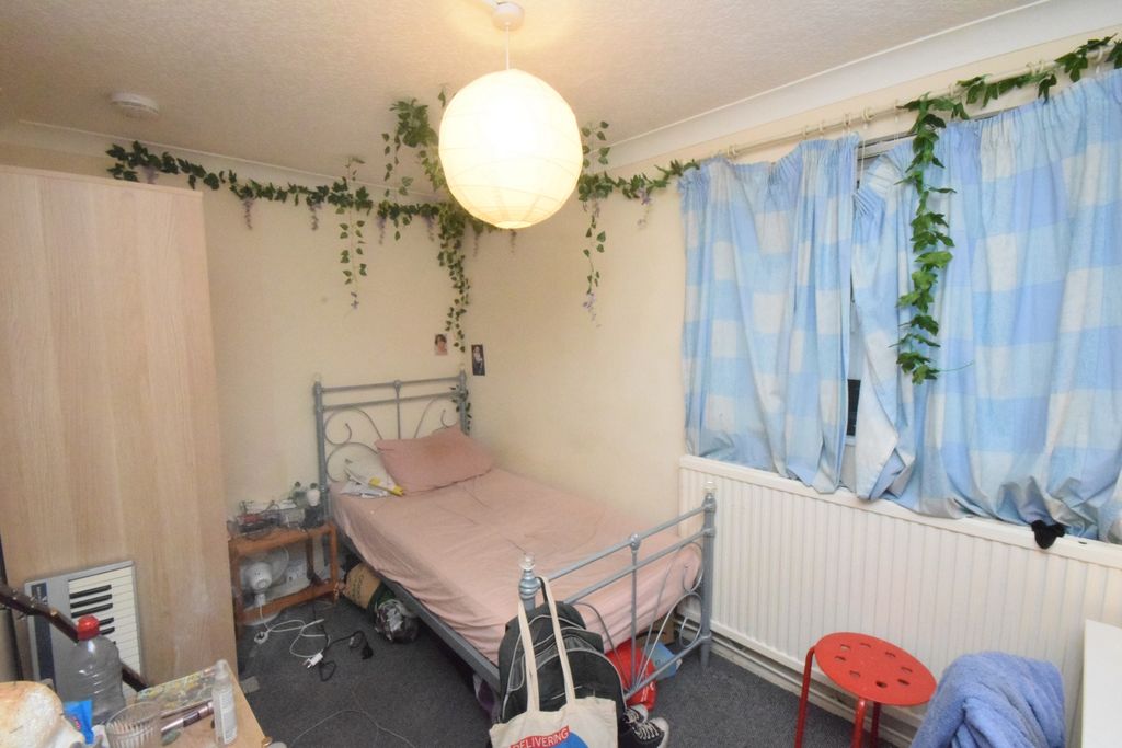 Property photo 3 of 7 Photo 3