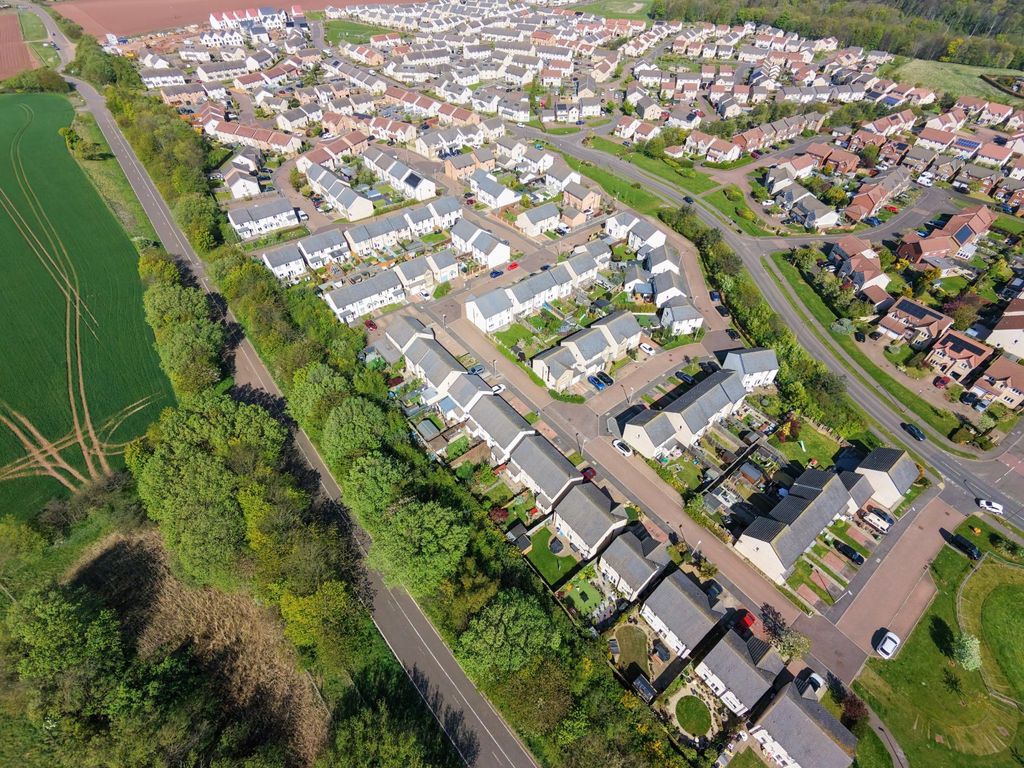 Additional image 15 of 3 bed semi-detached house for sale15 Lignieres Way, Dunbar, East Lothian EH42