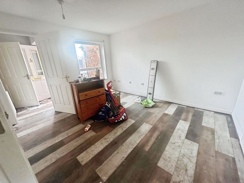 Property photo 2 of 9 Photo 9