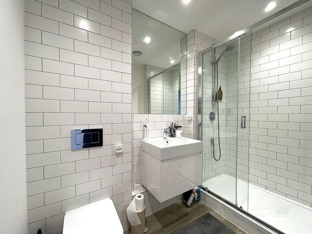 Property photo 3 of 8 2.Jpg