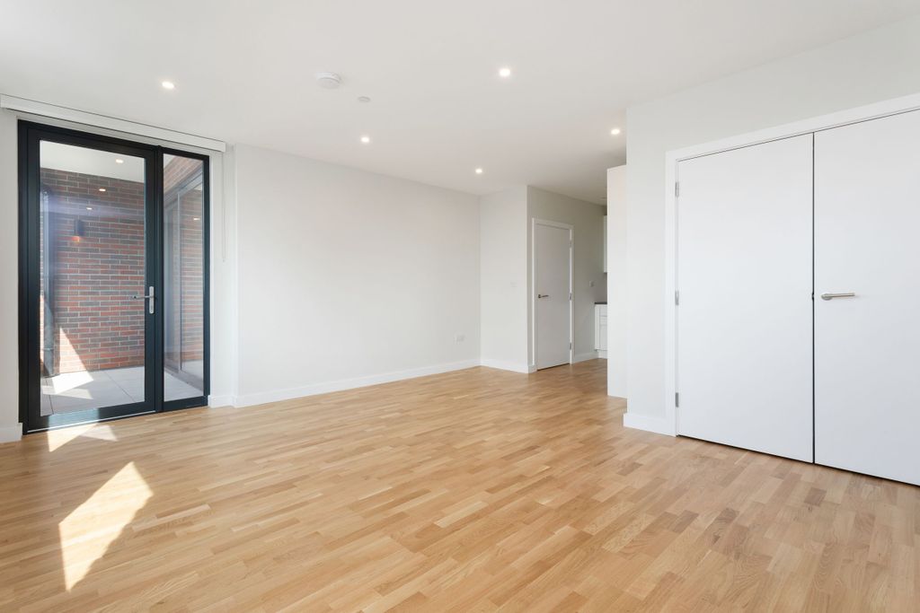 Property photo 2 of 12 Living_Room (Example)