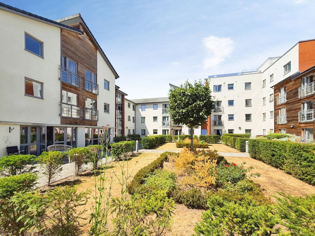 Property photo 1 of 11 Pbox-Img.Jpg