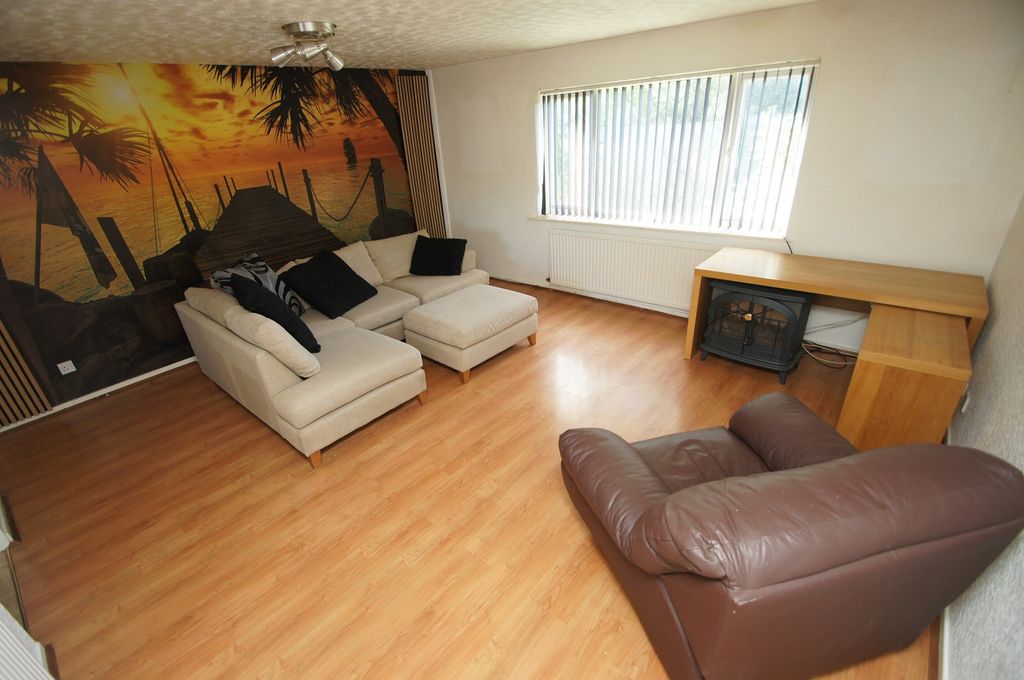 Property photo 2 of 8 Not Specified