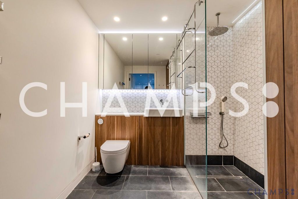 Property photo 2 of 5 054A0438