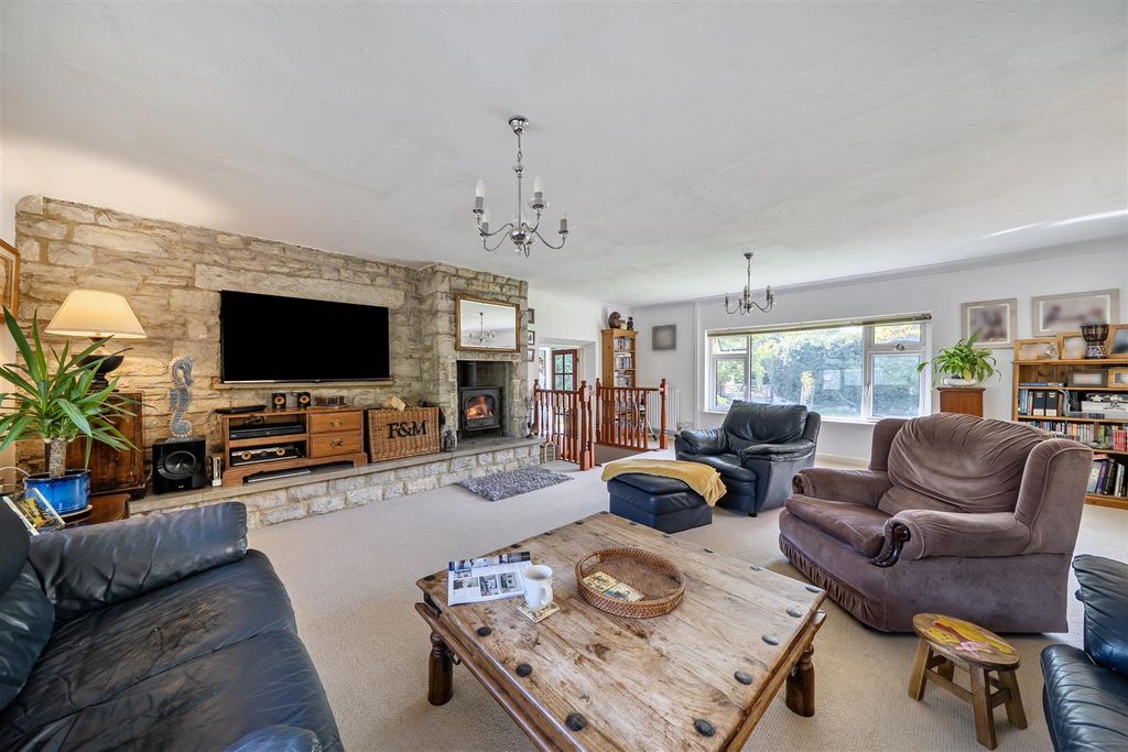 Property photo 2 of 29 1359827-2-68dab0Bd9c286.Jpg