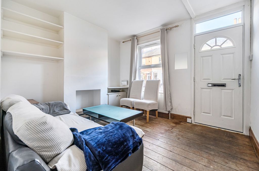 Property photo 3 of 14 1402172-16-696F9F...