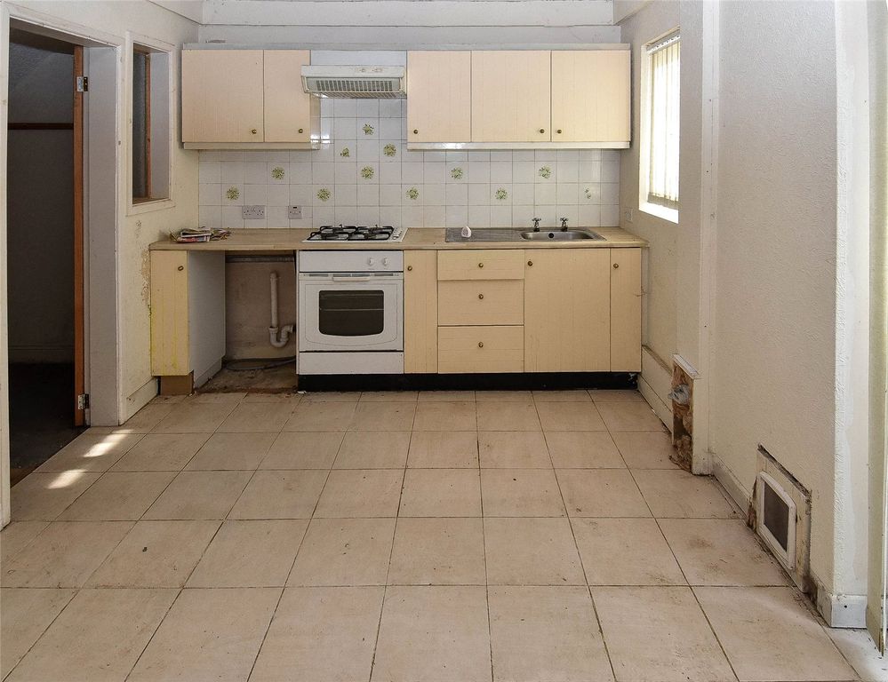 Property photo 2 of 11 Picture No. 01