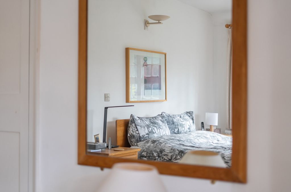 Additional image 20 of 4 bed semi-detached house for saleHaslemere, Surrey GU27