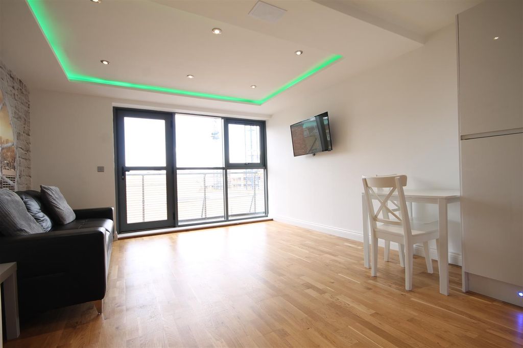 Property photo 1 of 6 1.Jpg