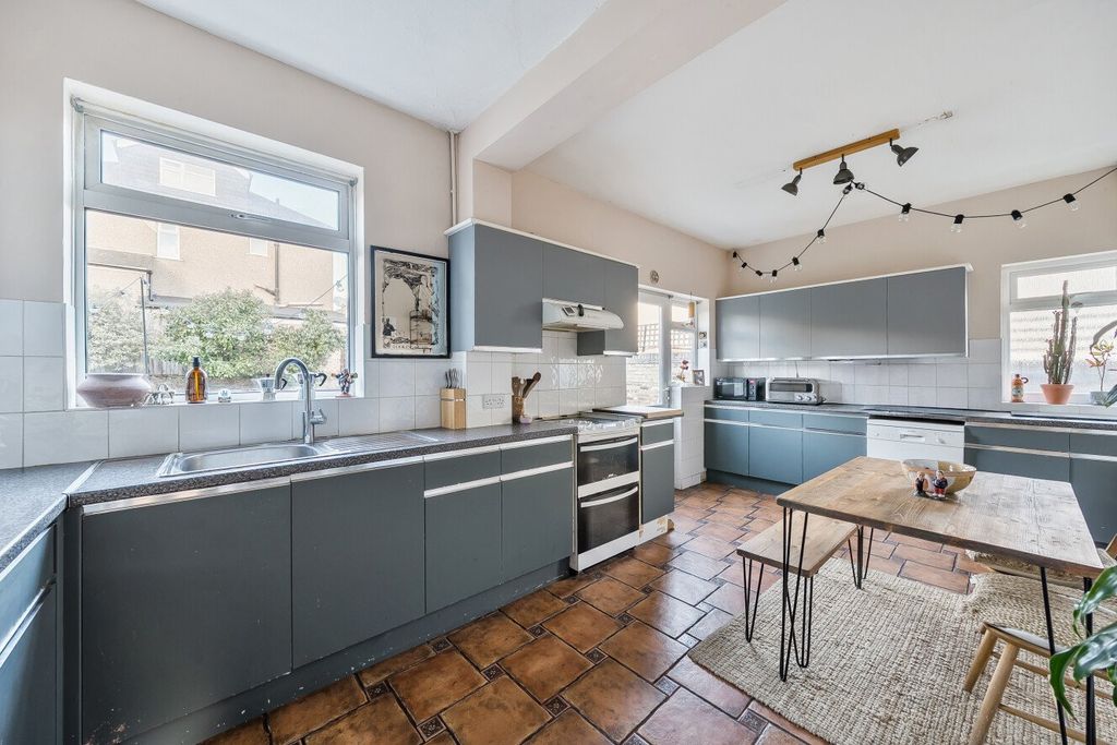 Property photo 3 of 18 Picture No. 18