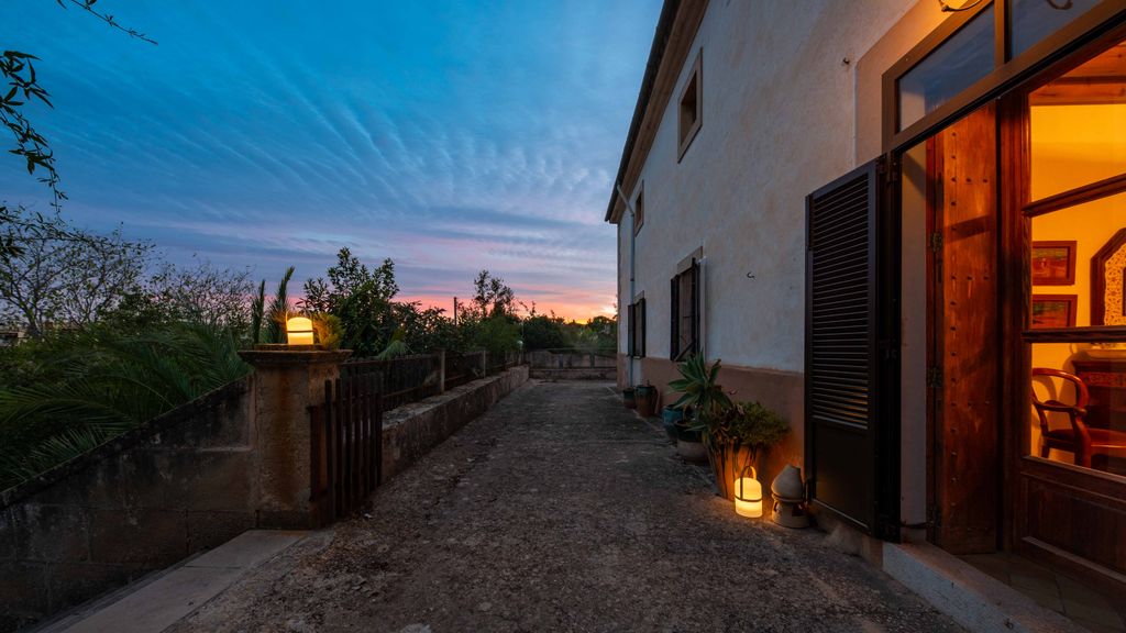 Property photo 2 of 25 80251 Small-36.Jpg