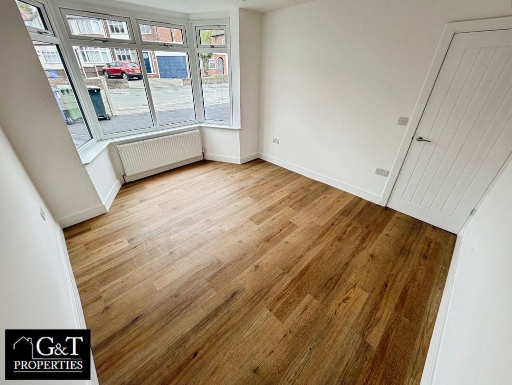 Property photo 3 of 17 Reception Room