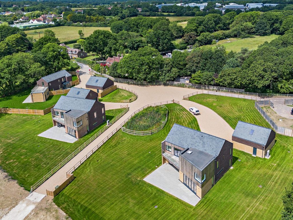 Property photo 2 of 19 Aerial