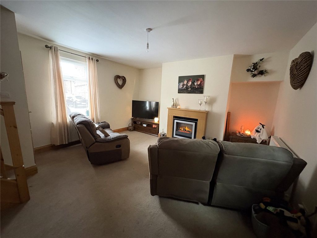 Property photo 3 of 19 Picture No. 14