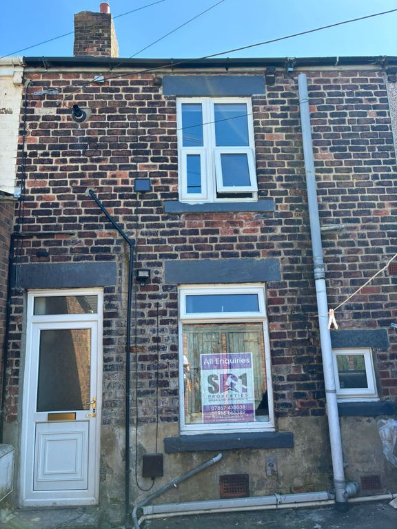 Property photo 1 of 8 1000075715