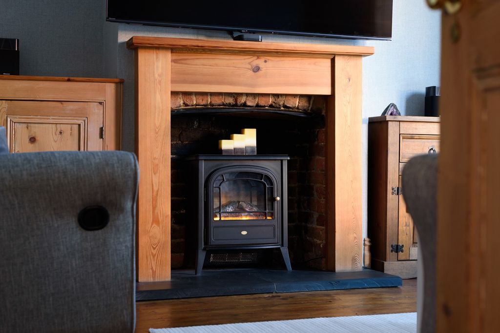 Property photo 3 of 19 4583829