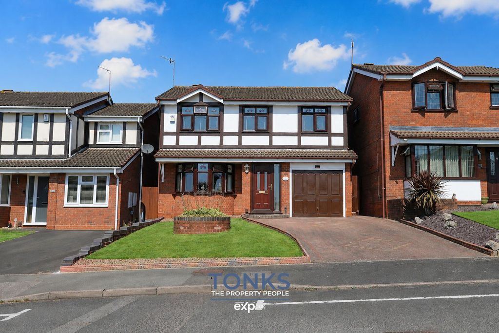 Property photo 1 of 26