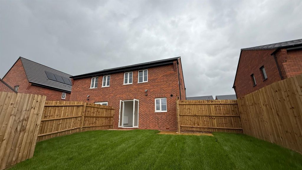 Property photo 2 of 10 0E735Ef8-6Adc-4200-A57E-Abe2Eccecfd2.Jpg