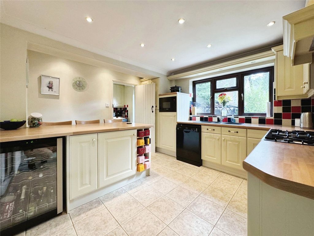 Property photo 3 of 17 Picture No. 09