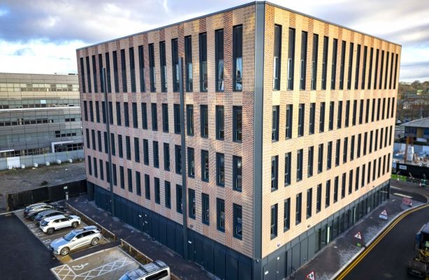 Property photo 1 of 7