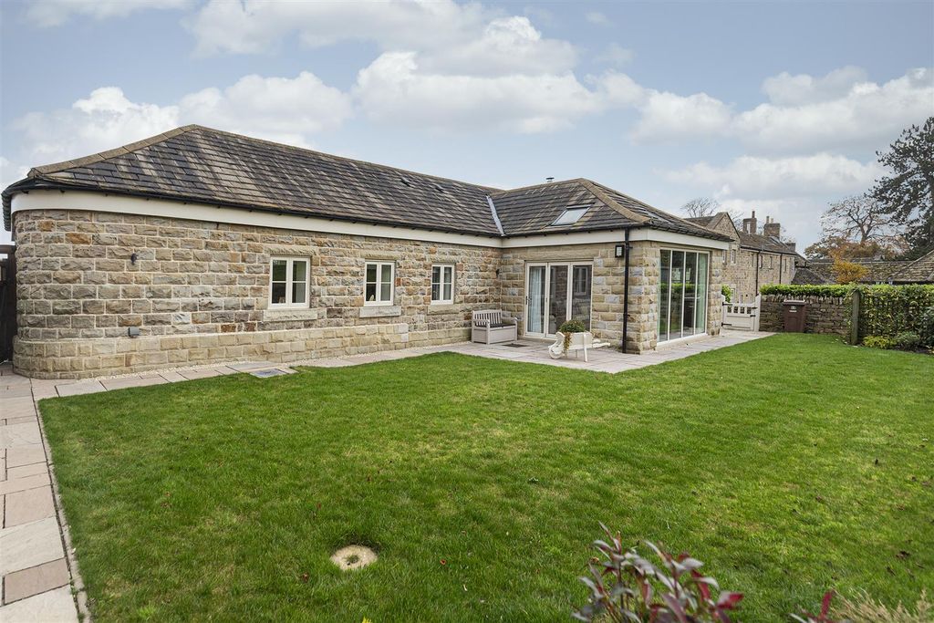Property photo 1 of 24 66.Jpg