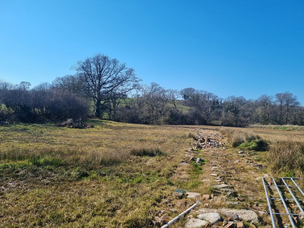 Property photo 2 of 3 Abercoran