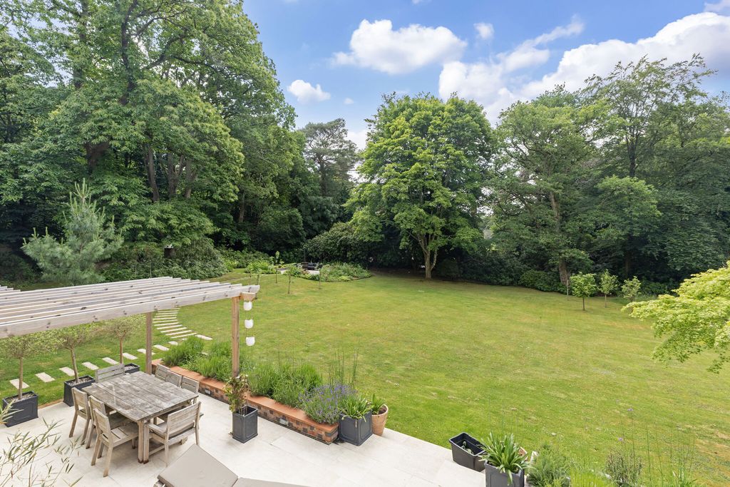Property photo 3 of 30