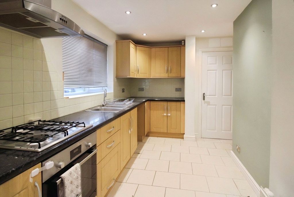 Property photo 3 of 7 Picture No. 06